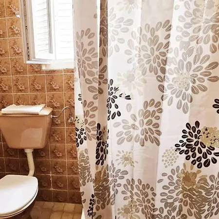 Eljka - With Terrace 3 Apartman Orebić